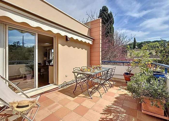Διαμέρισμα Cap Dantibes Duplex Terraces & Nearby Αντίμπ